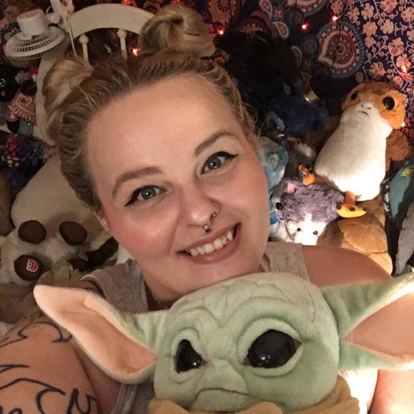 Meet your Posher, Krystal - Picture 1 of 1